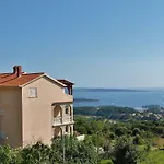Апартаменты Panorama View Zeljko Scerbe Mundanije