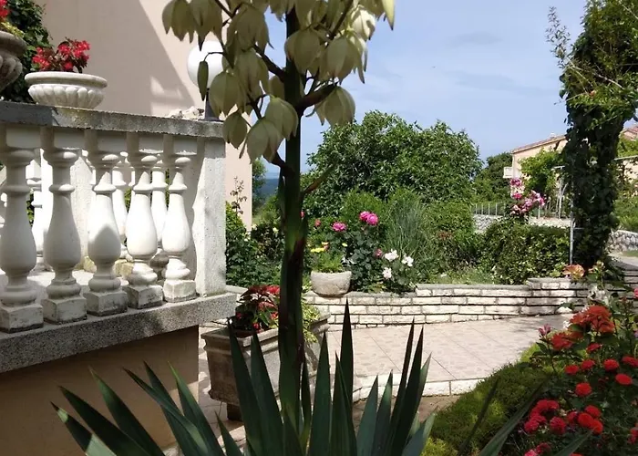 Panorama View Zeljko Scerbe アパート Mundanije